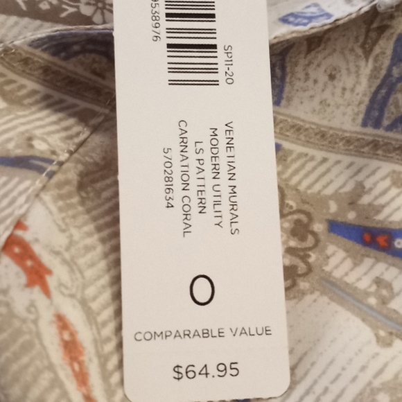 Chico's Venetian Murals Roll Tab Sleeved Blouse - Picture 14 of 14